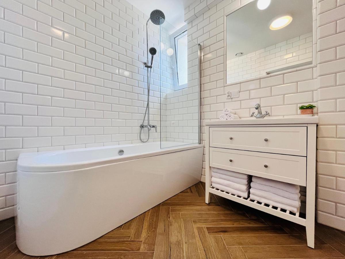 Apartamenty Lubin - Noclegi Lubin Екстериор снимка